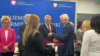 Wiceminister wręczył odznaczenia pracownikom służby zdrowia